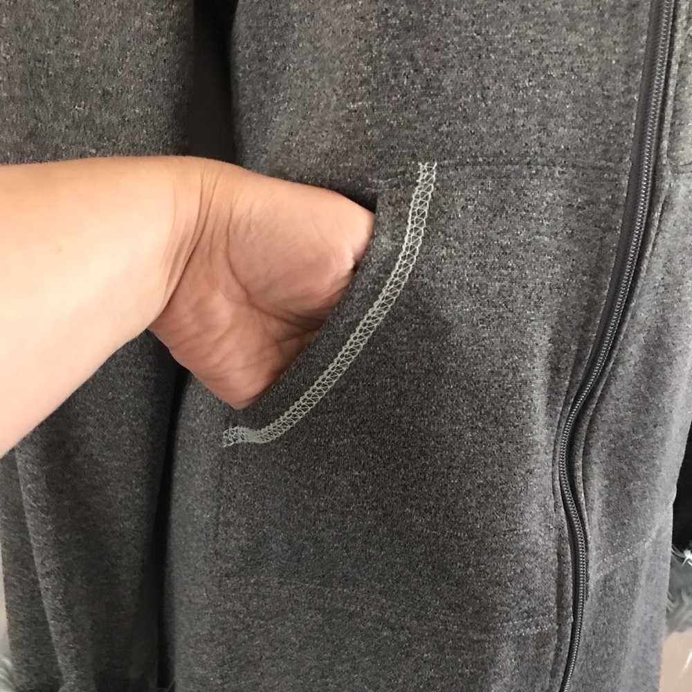 Bwear Hooded Cardigan Zip Closure - Picture 8 of 13